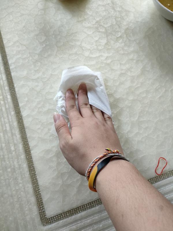 เช็ดโต๊ะ