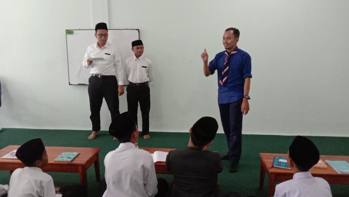 Community Service in Indonesia - Teach Arabic Language