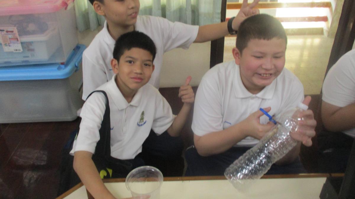 โครงการ Small Garden in a big School