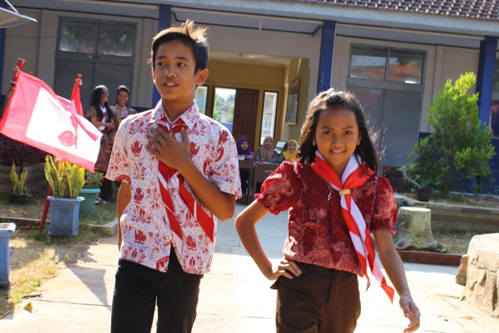 Scout Fashion Show 2013