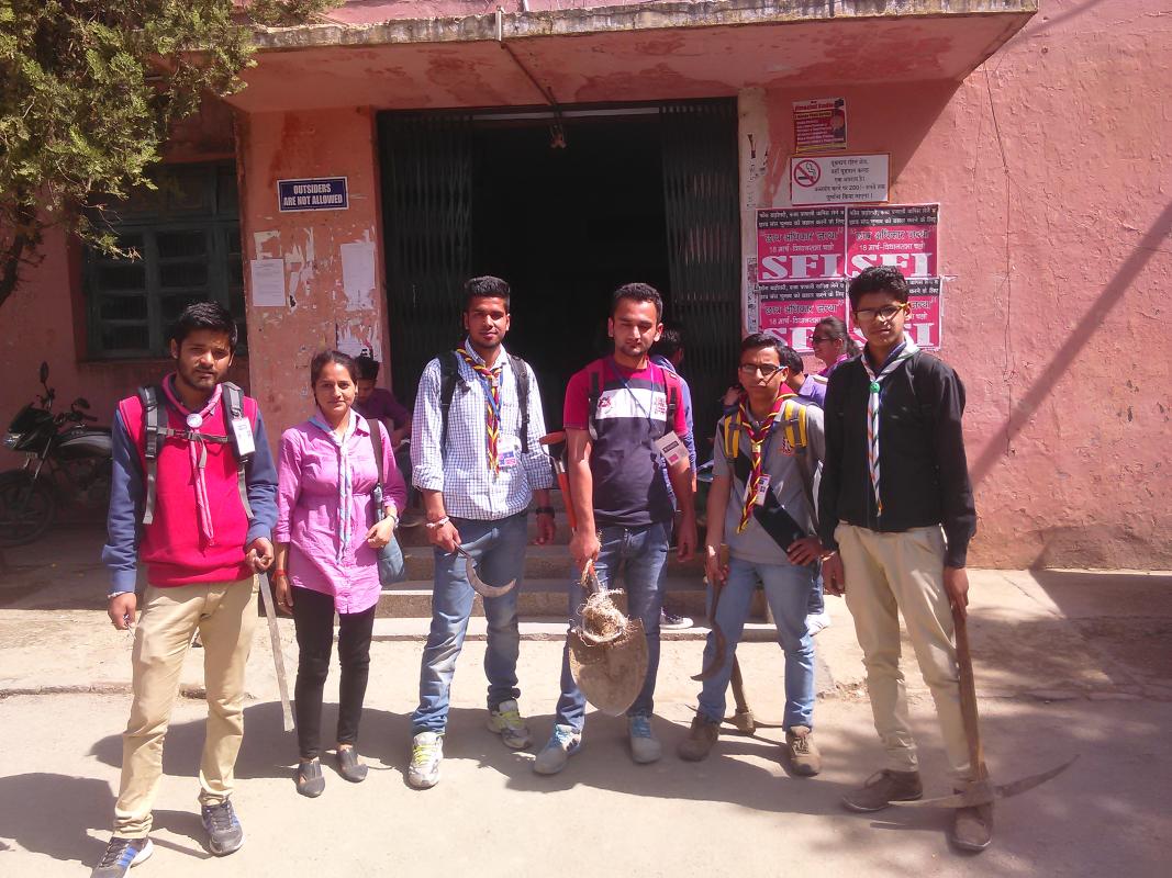 service at oprhanage home by rovers of mountaineer scouts open rovers crew solan.