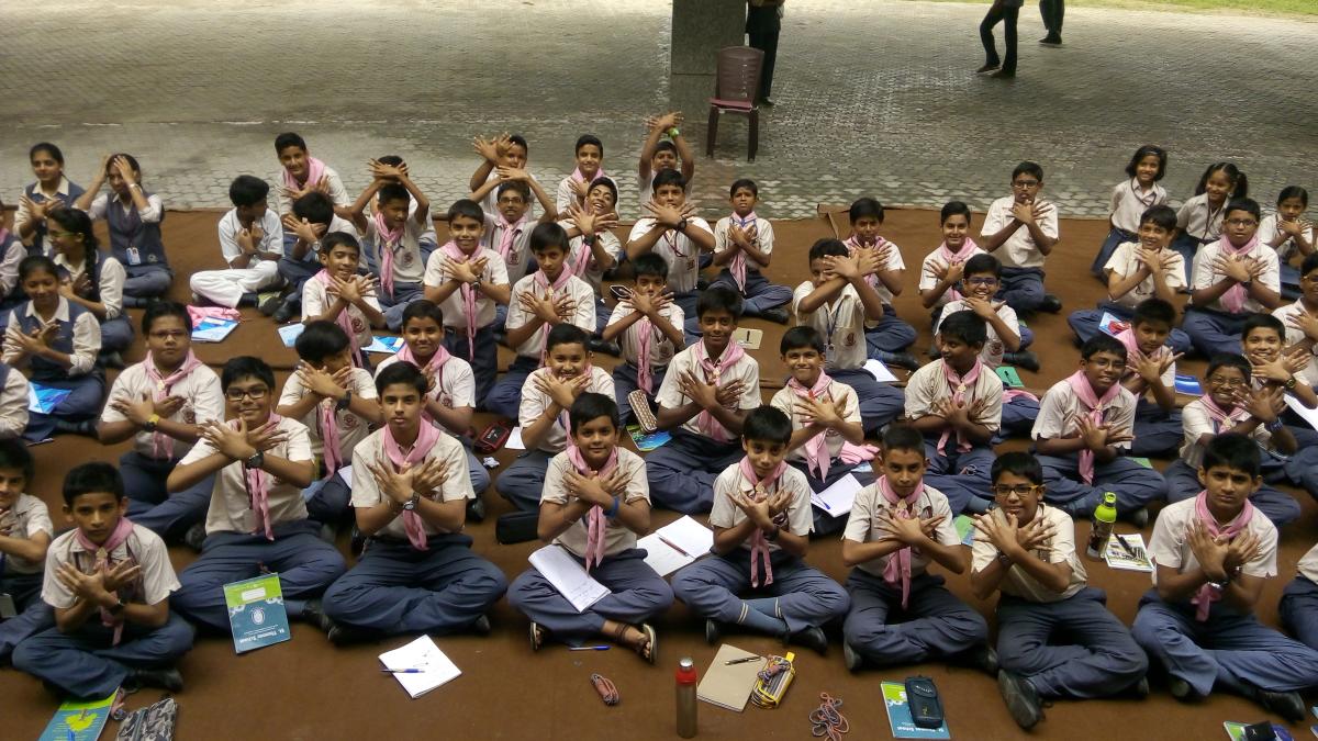 स्काउटिंग और मेसेंजर्स ऑफ़ पीस कार्यशाला शिविर।