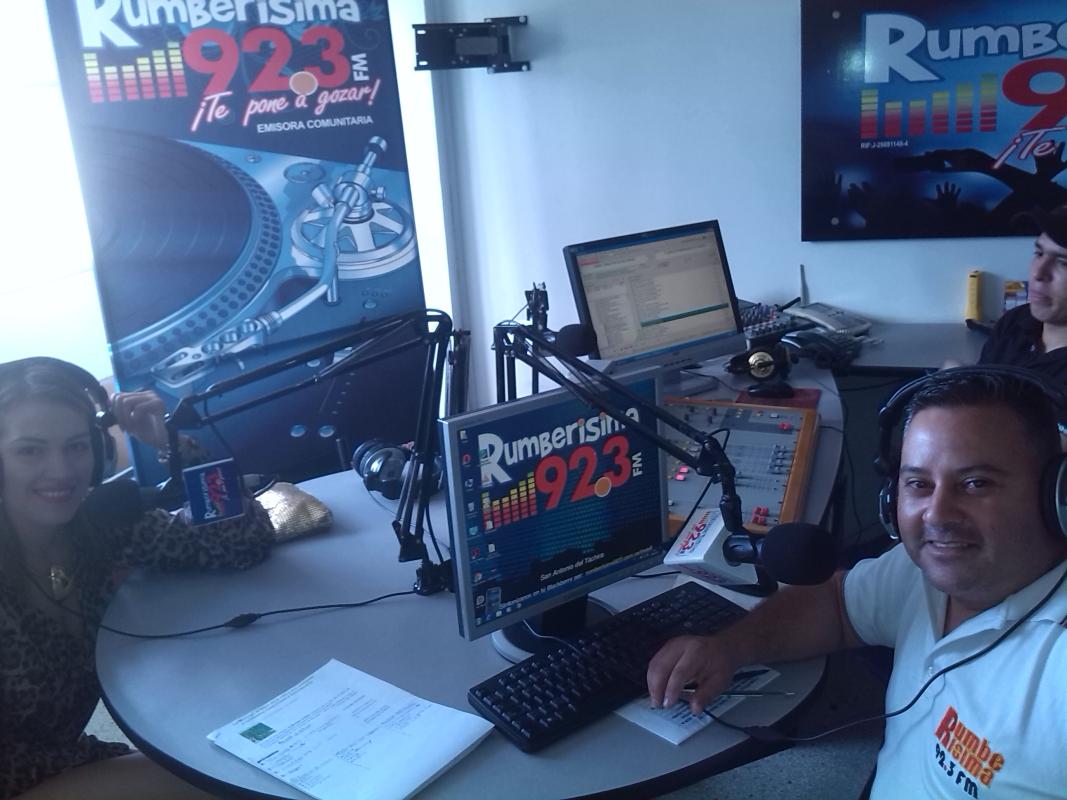 promoción de todos los eventos de los ciclos institucionales scouts y de los programas mundiales. por la emisora RUMBERISIMA 92.3 FM