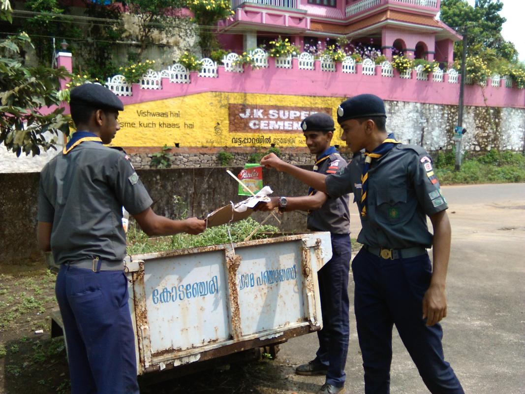  cd project in cleaning of kodenchery grama panchayath
