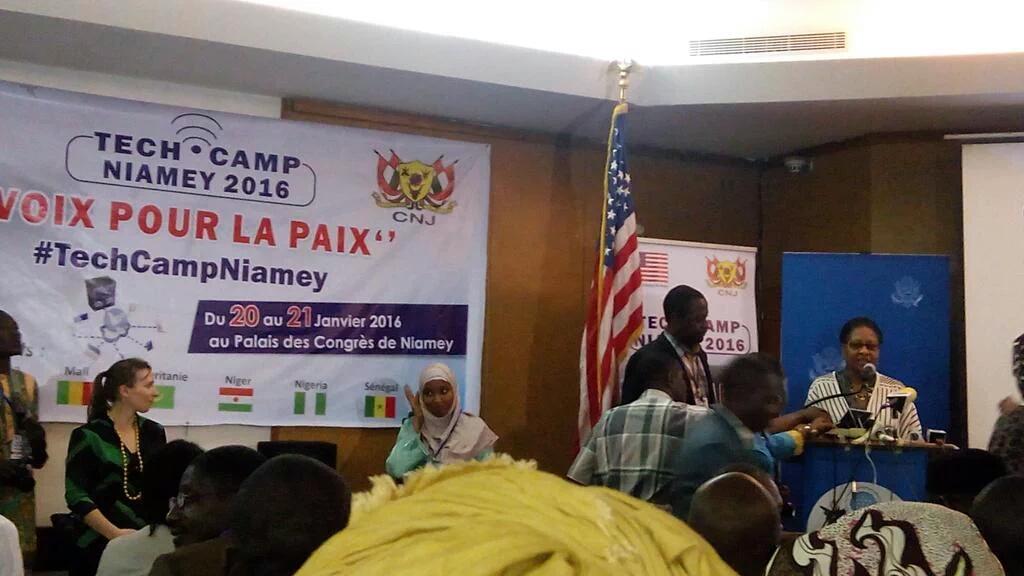 Techcamp "Voix pour la Paix"