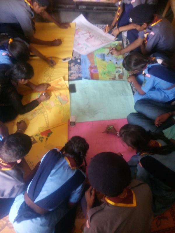 स्काउट गाइड ने मजदूर दिवस के अवसर पर आयोजित हुई पोस्टर प्रतियोगिता।