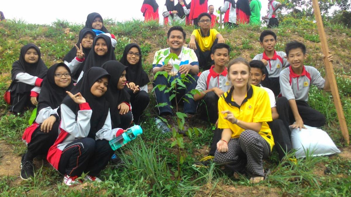 Projek Menanam Pokok Balak 