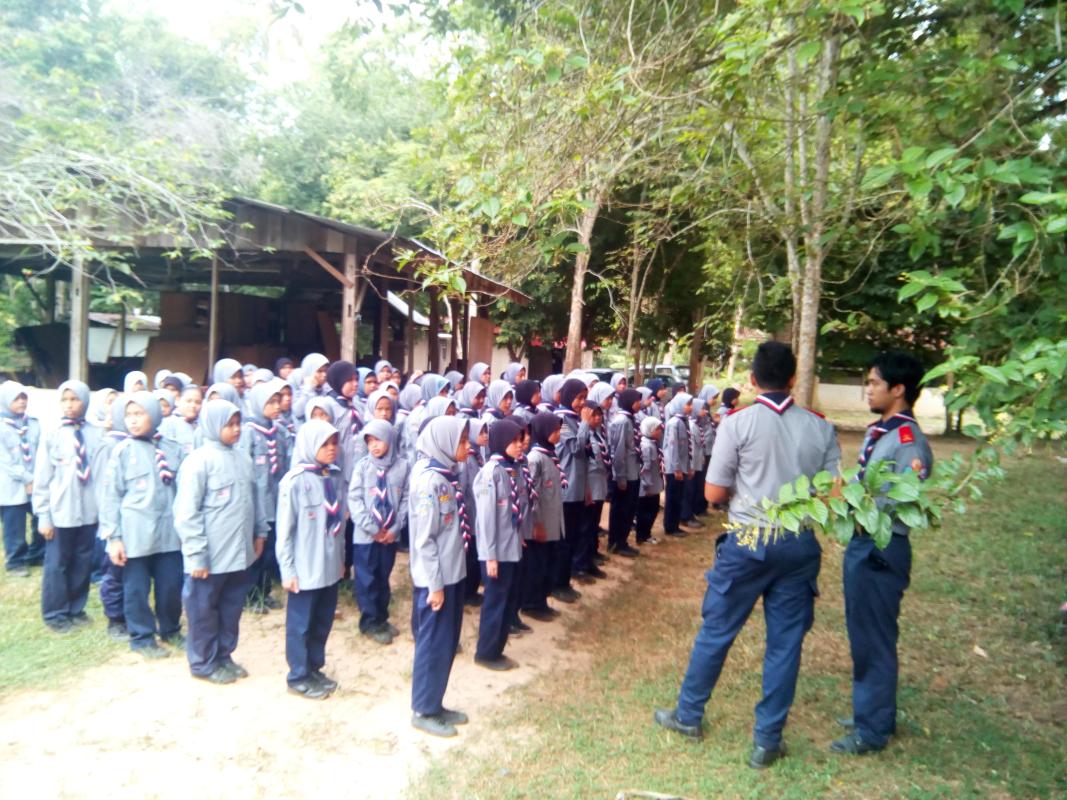 kem kemahiran lencana keris gangsa dan keris perak di kem merbok indah