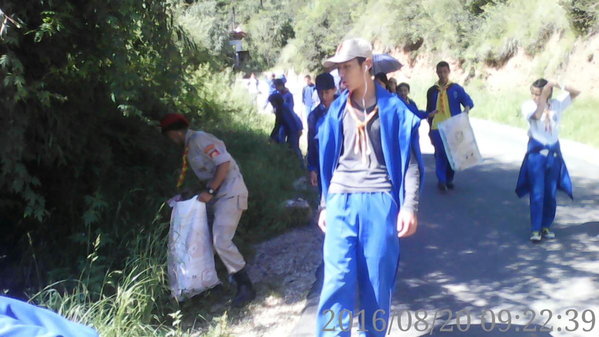 Cleaning for green Bhutan