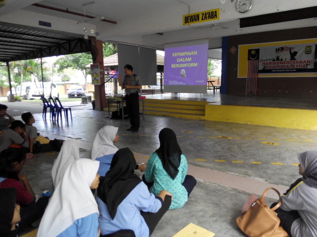 Kursus Kemahiran Pengakap Dan Pandu Puteri SMK Bandar Seri Alam 1
