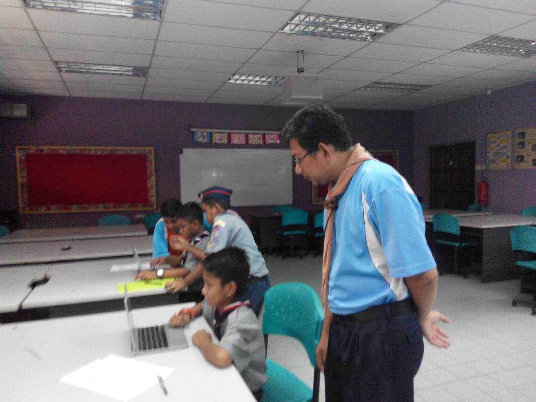 Berkhidmat Di Kursus Lencana Keris Perak & Emas SK Taman Rinting 2