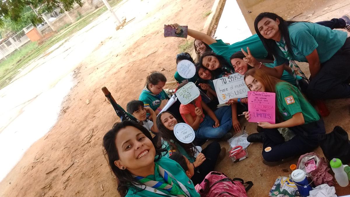 CAMBIA EL MUNDO CON TU SONRISA, SONRÍE.