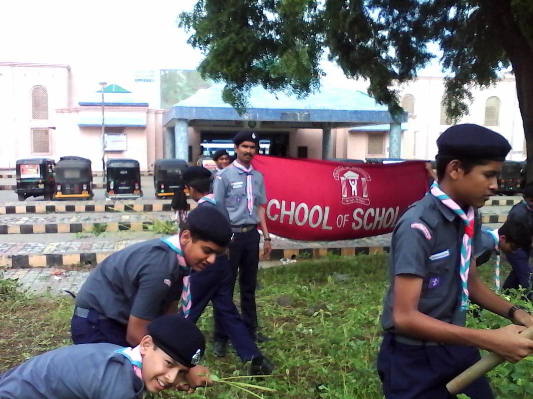railway station area cleaning