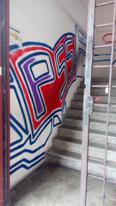 Mural pusat sumber sekolah.