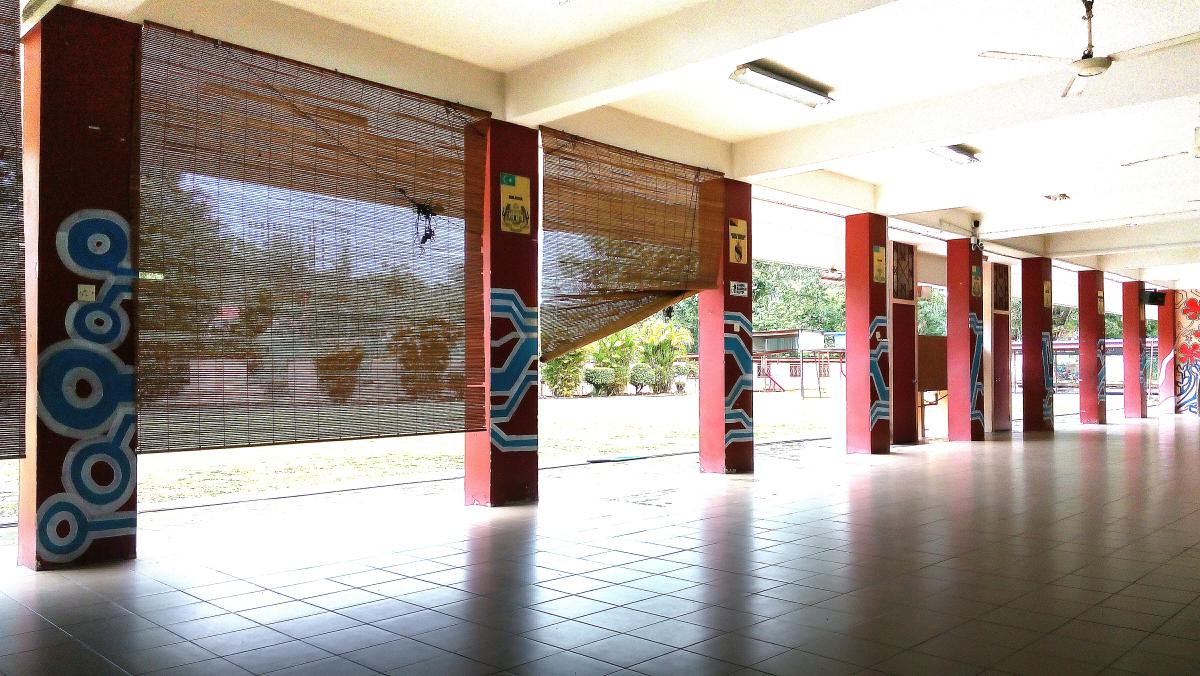 Seni pada tiang bangunan.