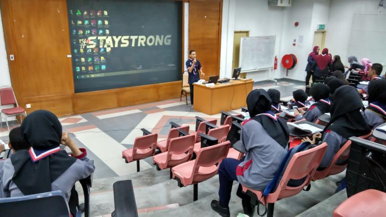 PERJUMPAAN KE-3 KELANASISWA LEVEL 100 (Sem 2)