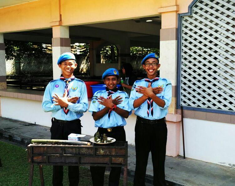 Perjumpaan mingguan pengakap : Latihan membuat masakan rimba