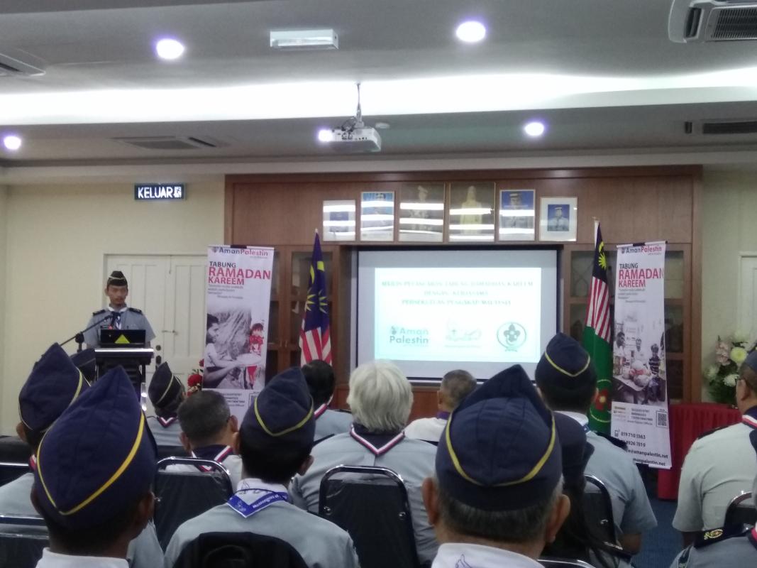 Aman Palestin Tabung Ramadan Kareem 