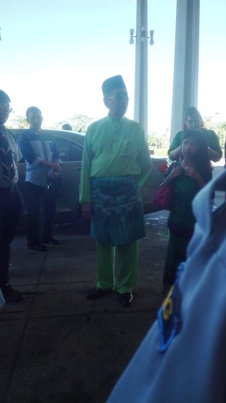 Tugas di DUN Sarawak lama (Hari kedua rumah terbuka YB Wan Junaidi) 
