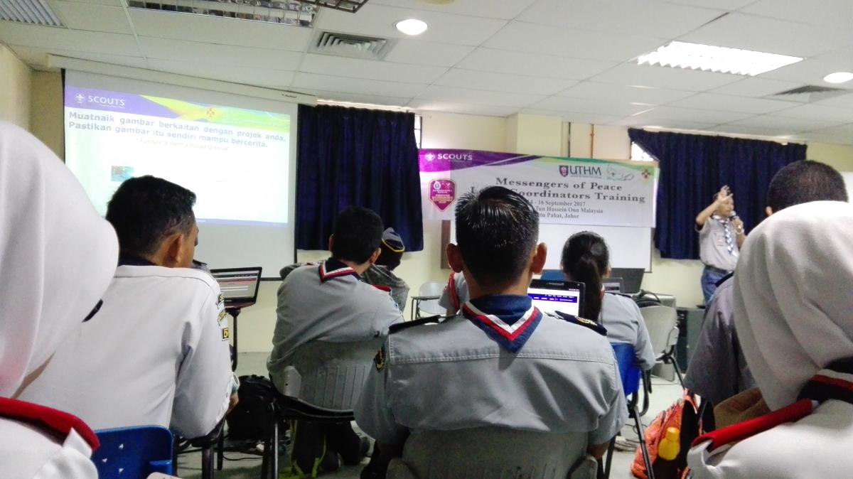 Hadiri kursus di UTHM