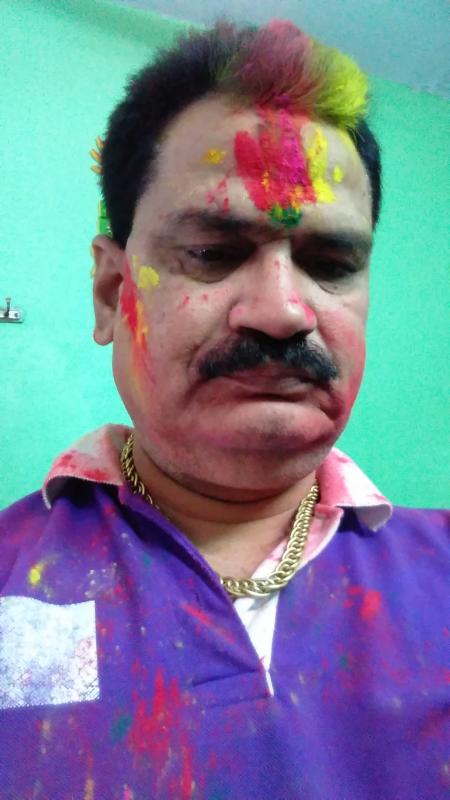 FM रेडियो स्टेशन के माध्यम से होली में स्वास्थ्य के प्रति जागरूक करना