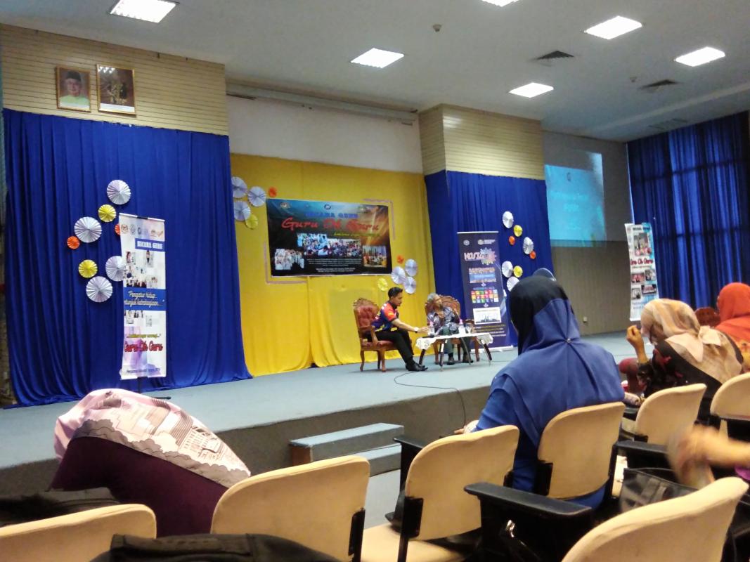 Perhimpunan Rasmi dan Forum Bicara: Guru Oh Guru!