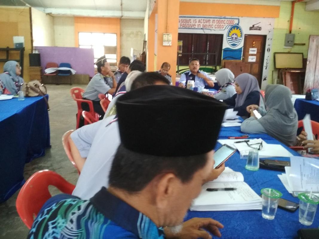 Wakil daerah Maran ke mesyuarat jamboree 