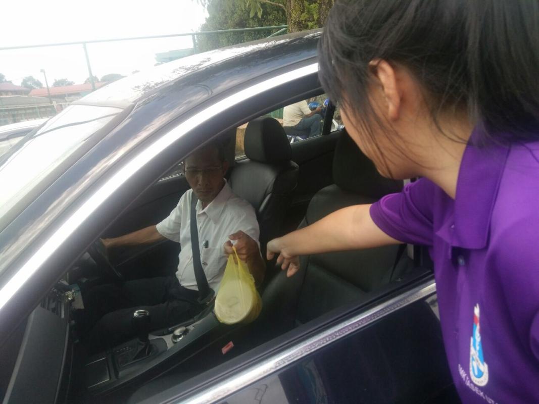 Give bubur lambuk! 