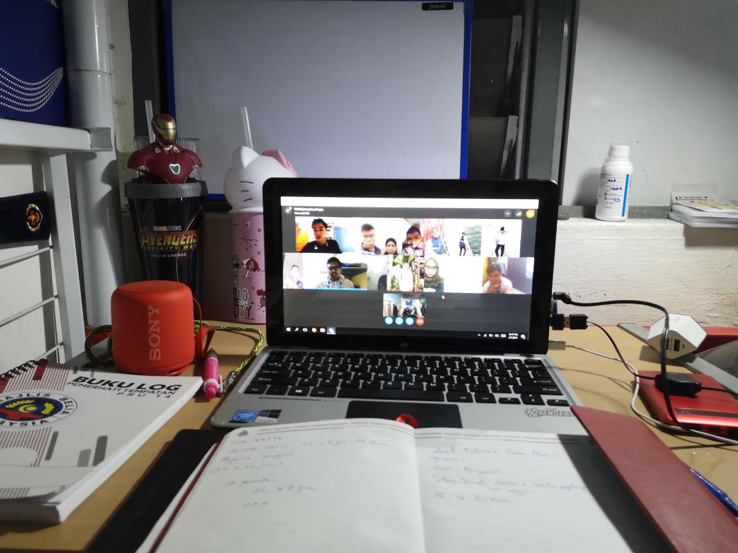 WalkSide by Rovs Project - Meeting on Air (Skype) 