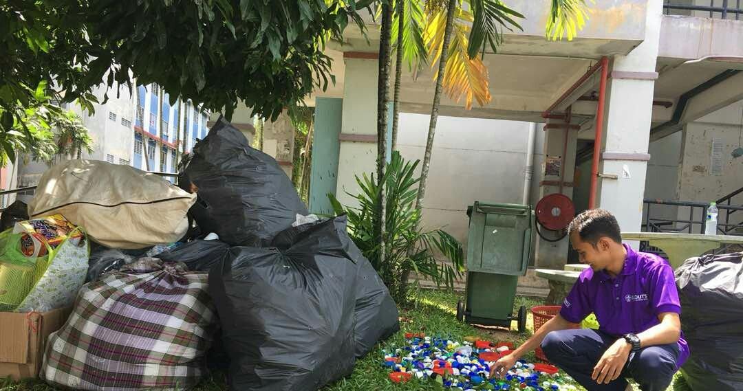 SW Voluntary Service Project: WalkSide By Rovs Project "Rising Together To Save Our Environment" Update 6 (Street Cleaning)