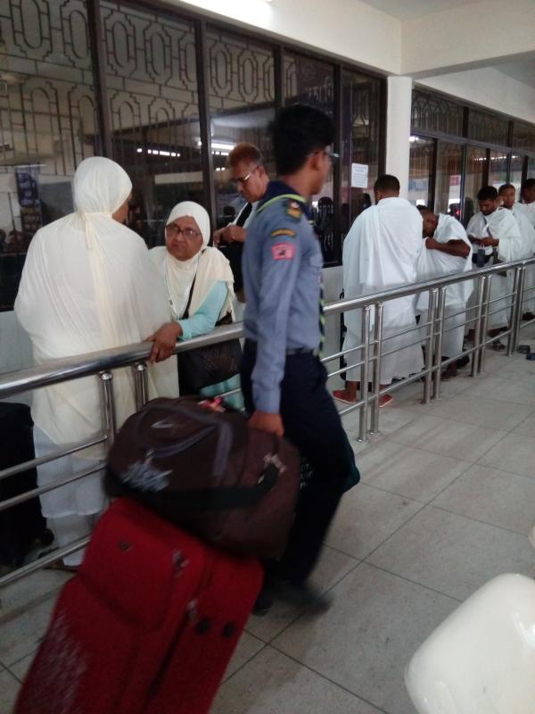 হজ ক্যাম্প সেবাদান কার্যক্রম।