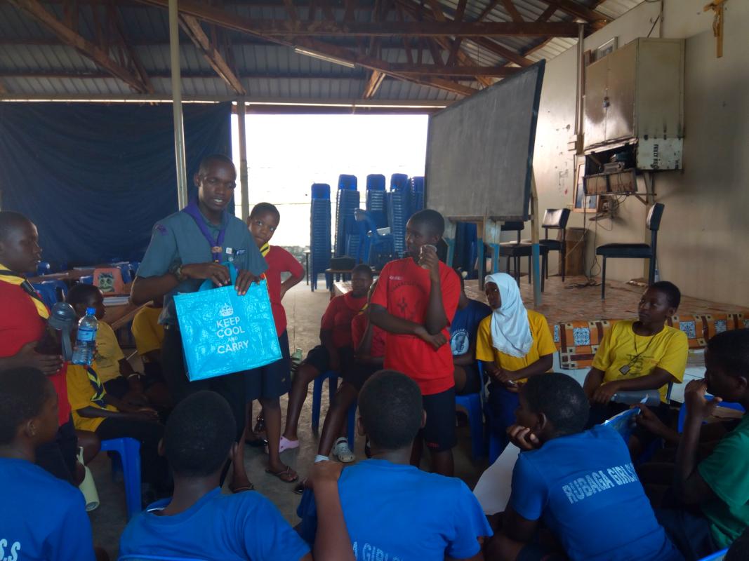 Scouts aganist plastic in uganda