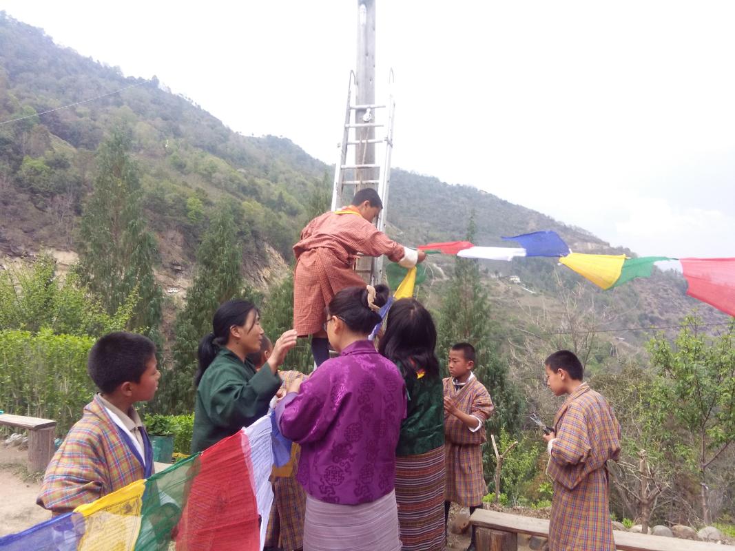 Hoisting of lungdar