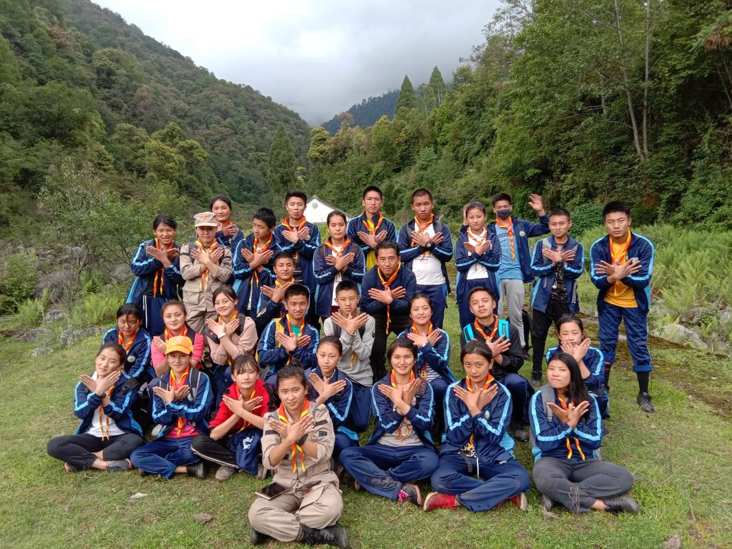 Community service at Khaling 