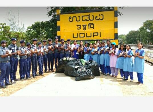 35th month of cleanliness drive program at Udupi Railway Station 