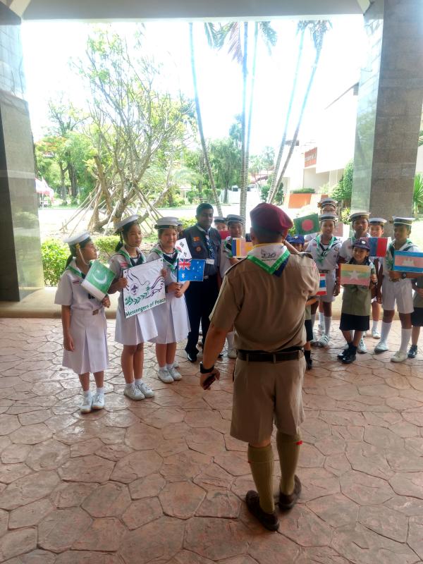 ต้อนรับคณะลูกเสือMOP