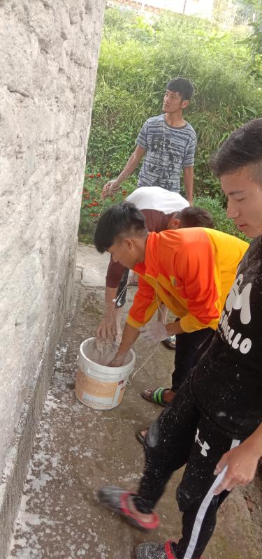Chorten white washing
