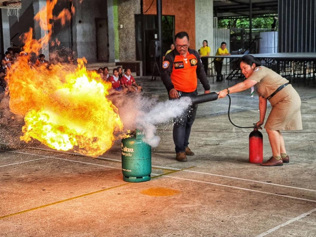 Basic fire fighting and Evacuation fire drill training.