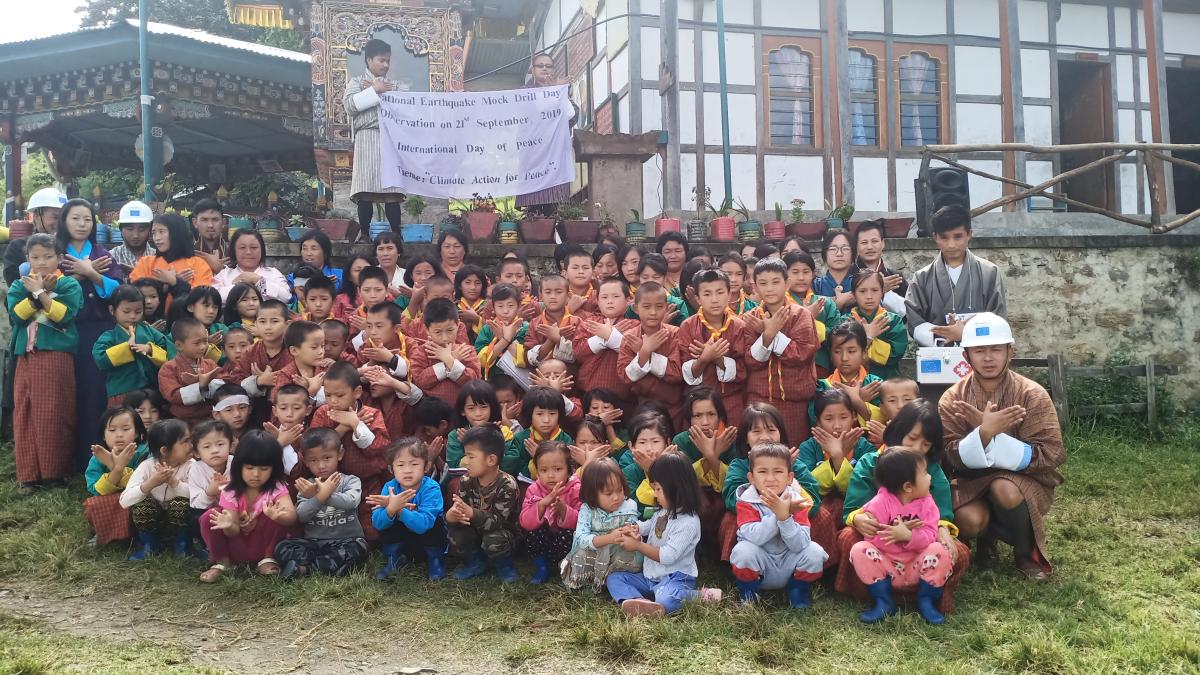 Awareness programme and cleaning campaign to celebrate international peace day