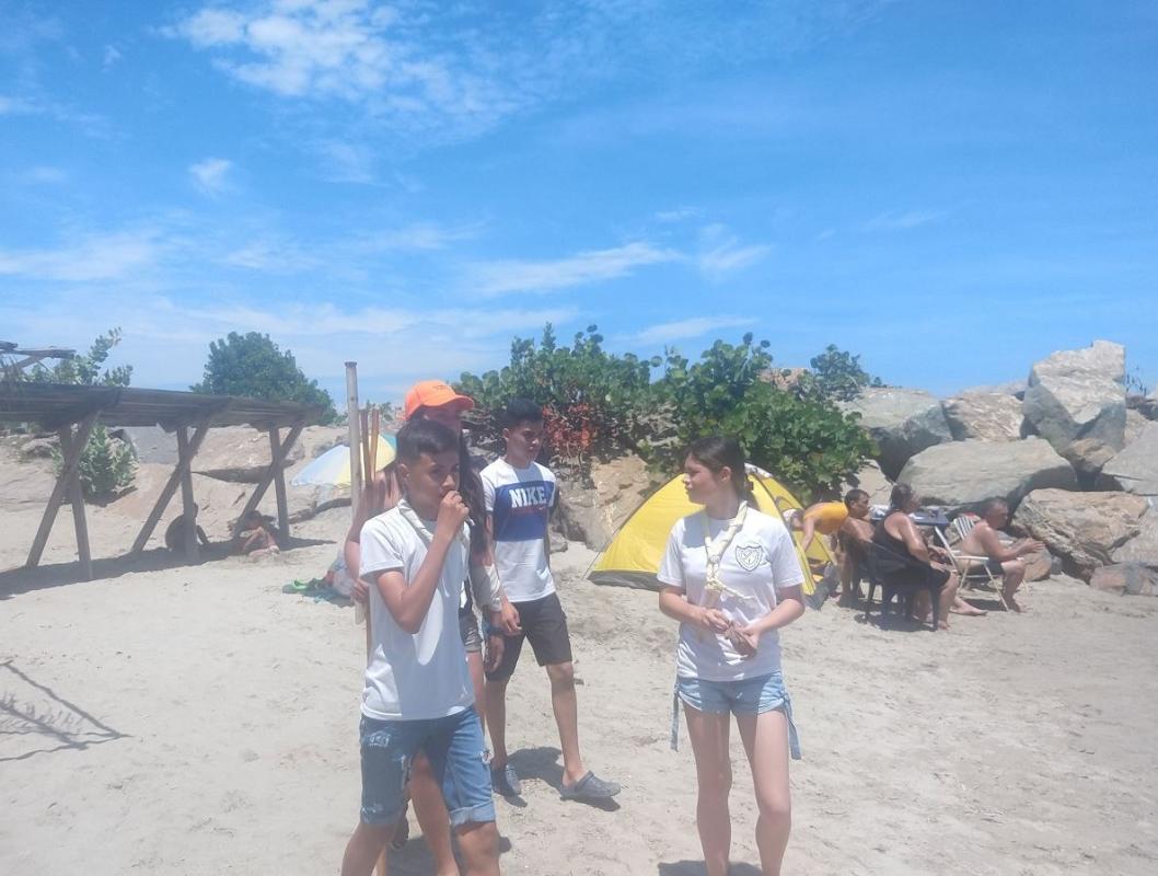   Cuidando nuestras playas, cuidamos la vida. (Clasificación de desechos solidos en playa los ángeles, Estado Vargas)