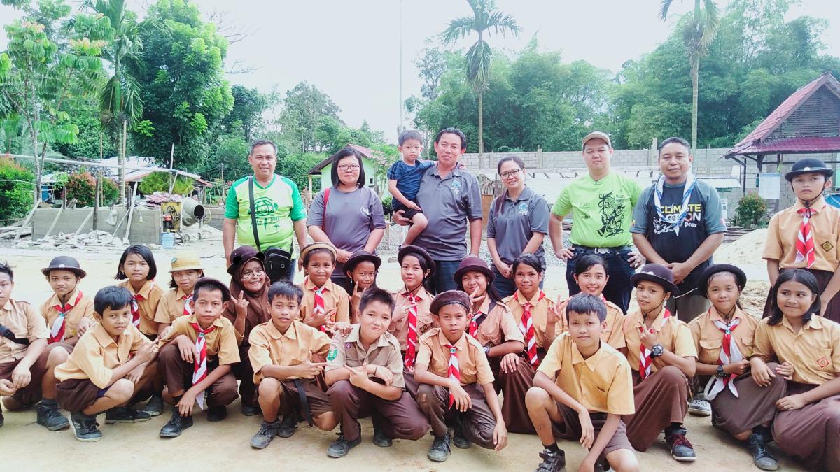 Tindak lanjut Revitalisasi kelas angkat projek BASIC kemasyarakatan MoP di SDN 03 Sajingan Besar 