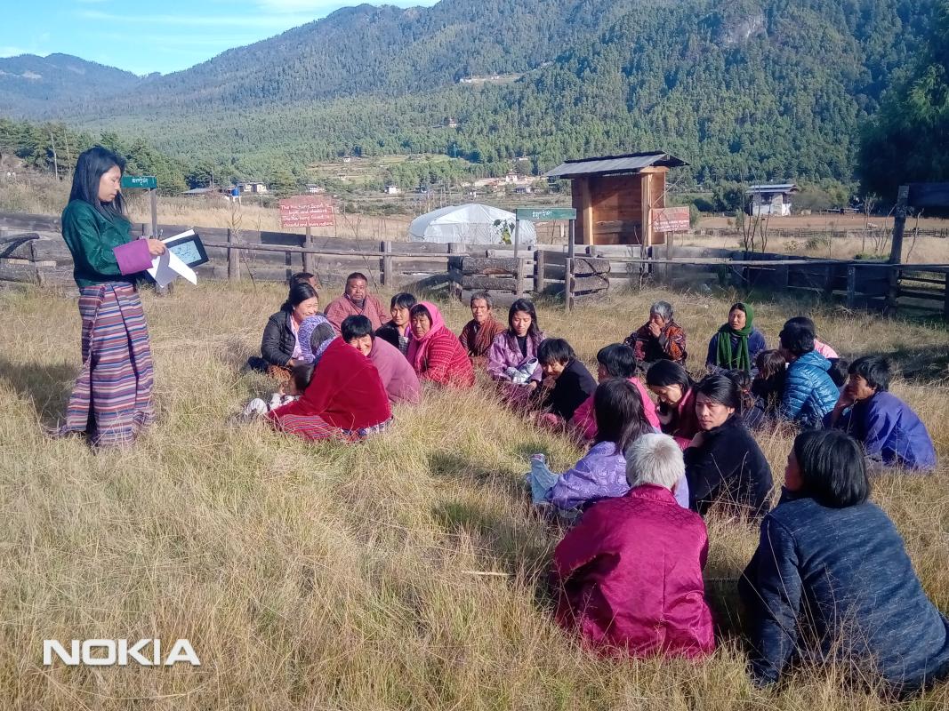 Creating awareness on waste management to the community .