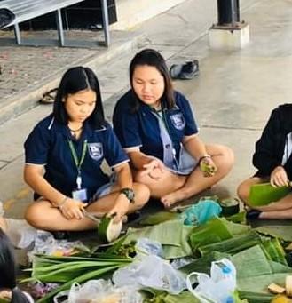 กิจกรรมจิตอาสา ประเพณีลอยกระทง