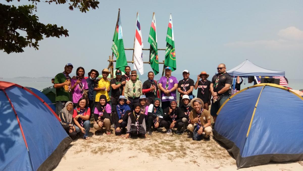 Di Bawah Bayu, kami berkhemah! 