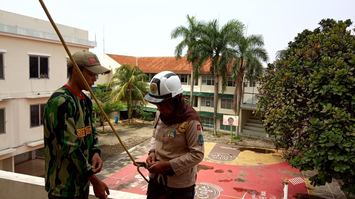 Pengenalan Vertical Rescue - Rappelling