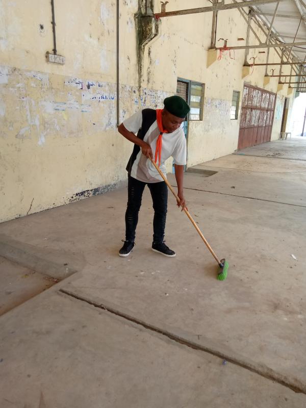 One hour clean up exercise mariakani sub county hospital 