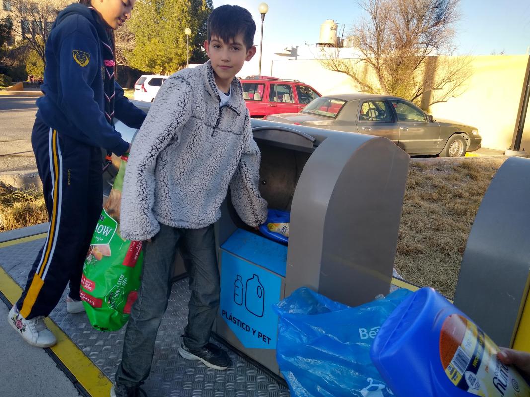 Mares Limpios Efrain Montaño