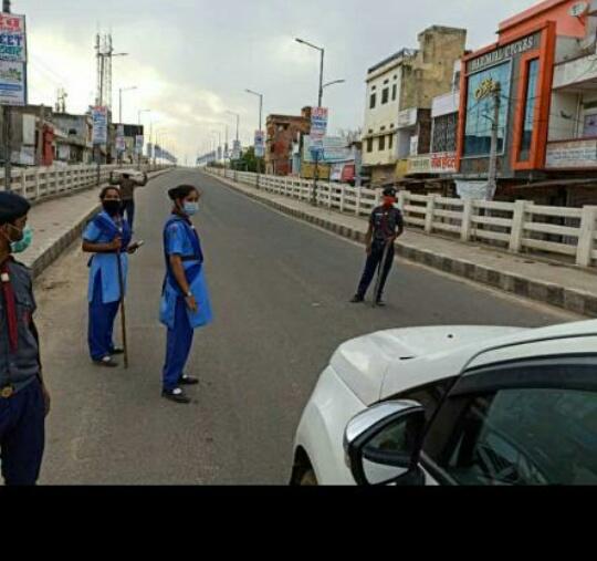 service traffic police in this corona time 