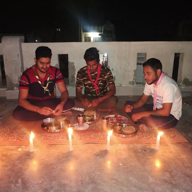 Dinner in the dark