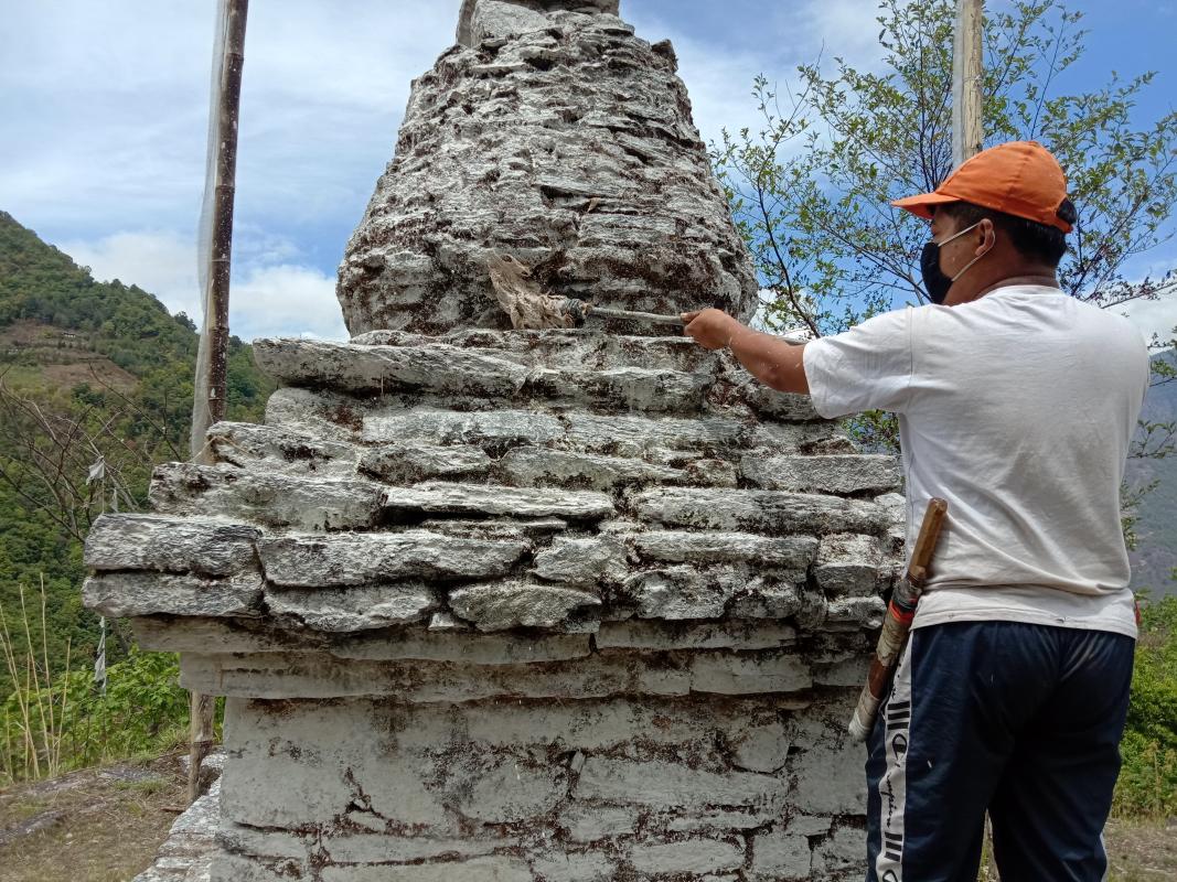 white washing chorten